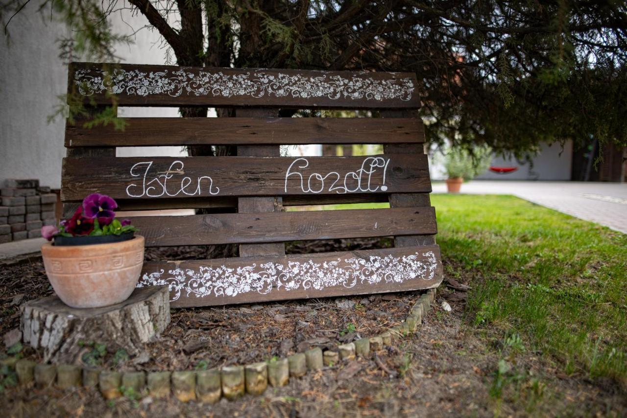 Apartmán Porta Grande Balatonboglár Exteriér fotografie